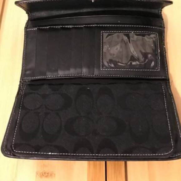 COACH Designer Bi-Fold Clutch Wallet Organizer / Cardholder - Picture 2 of 3